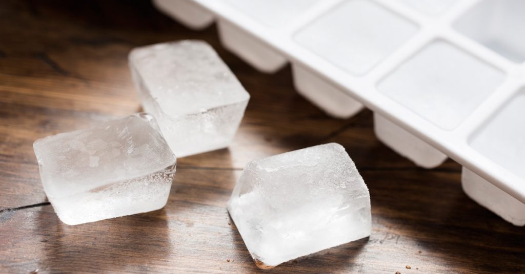 Ice being prepared for an ineffective DIY alternative to Coolsculpting